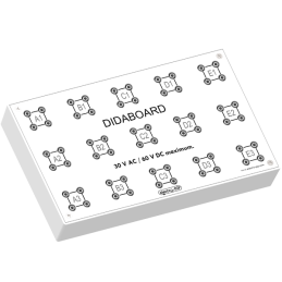 Plaque d'essais équipée de 60 douilles bananes de sécurité de diamètre 4mm